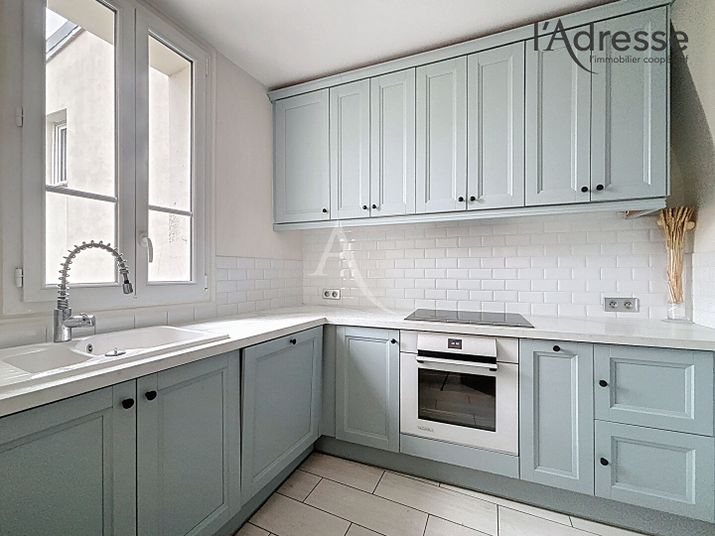 Appartement a louer suresnes - 3 pièce(s) - 70 m2 - Surfyn