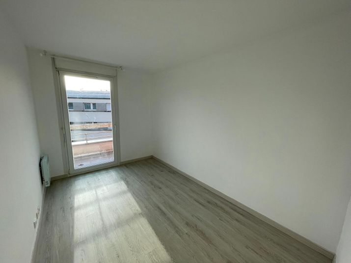 Appartement a louer asnieres-sur-seine - 4 pièce(s) - 72 m2 - Surfyn