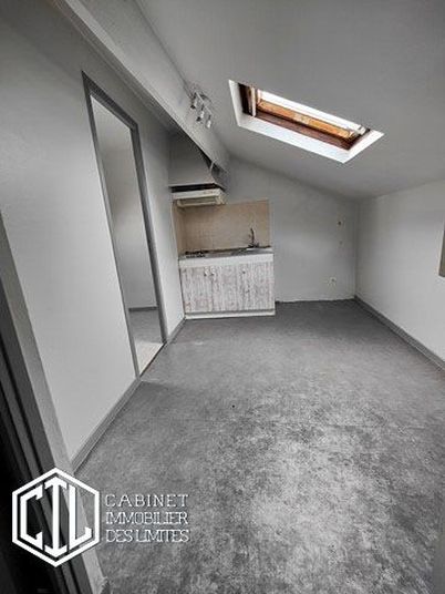 Appartement a louer  - 2 pièce(s) - 13 m2 - Surfyn