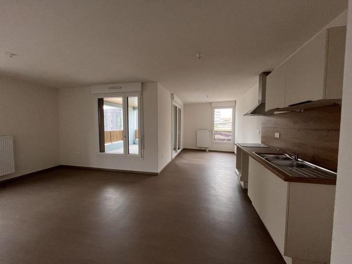 Appartement a louer strasbourg - 4 pièce(s) - 91 m2 - Surfyn