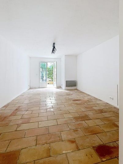 Appartement a louer grasse - 2 pièce(s) - 42 m2 - Surfyn