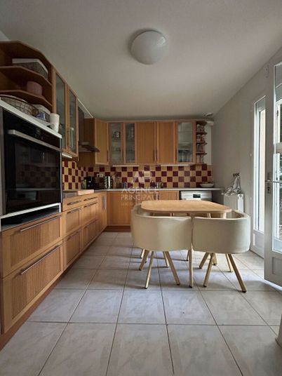 Maison a louer acheres - 7 pièce(s) - 137 m2 - Surfyn