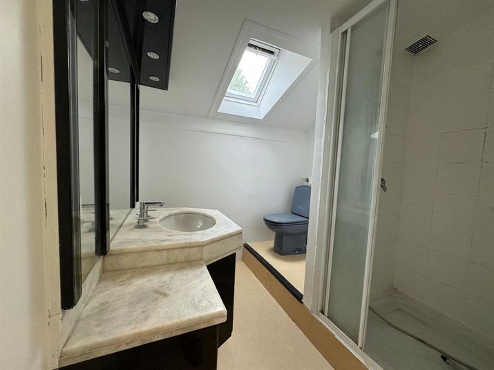 Maison a louer neuilly-sur-seine - 8 pièce(s) - 195 m2 - Surfyn