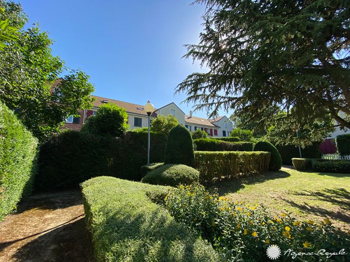 Maison a louer saint-germain-en-laye - 7 pièce(s) - 127 m2 - Surfyn