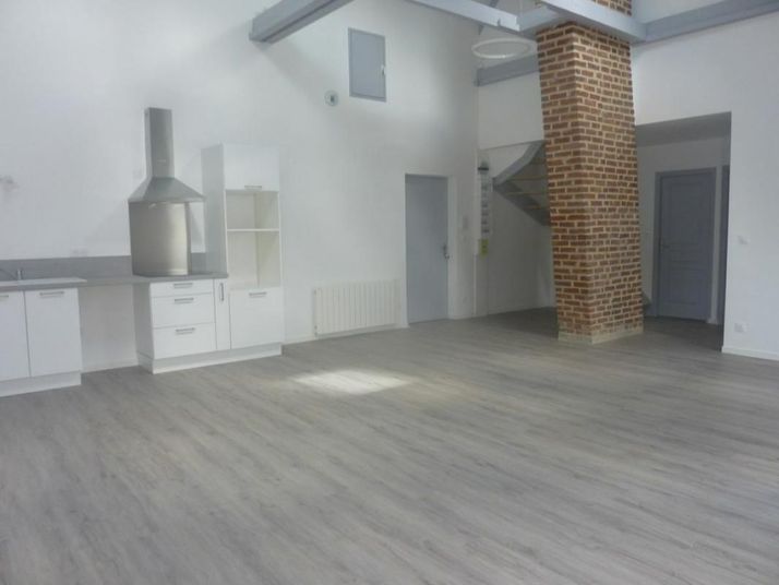 Appartement a louer  - 4 pièce(s) - 127 m2 - Surfyn