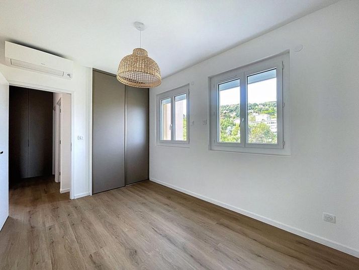 Appartement a louer ajaccio - 3 pièce(s) - 74 m2 - Surfyn