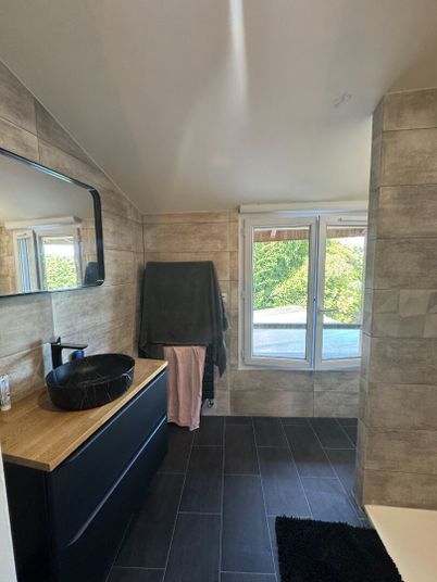 Appartement 2 pièce(s) 40 m²à louer Bourgoin-jallieu