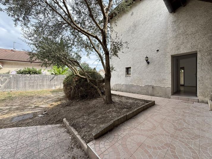 Maison a louer fontaine - 5 pièce(s) - 168 m2 - Surfyn