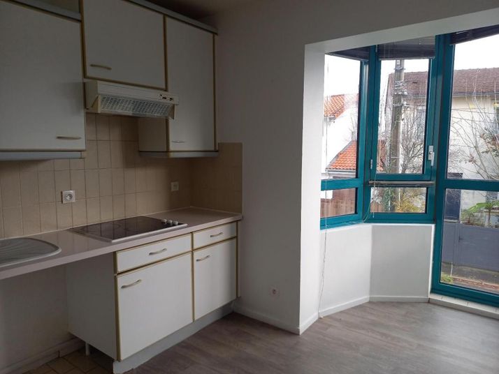 Appartement a louer bordeaux - 4 pièce(s) - 87 m2 - Surfyn