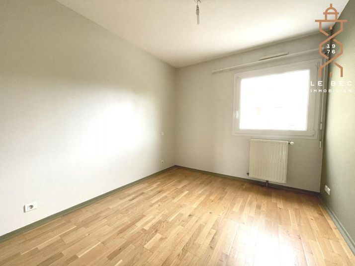 Appartement 4 pièce(s) 81 m²à louer Vannes