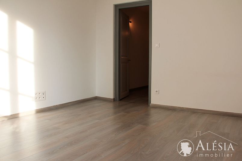 Appartement a louer chalons-en-champagne - 5 pièce(s) - 118 m2 - Surfyn