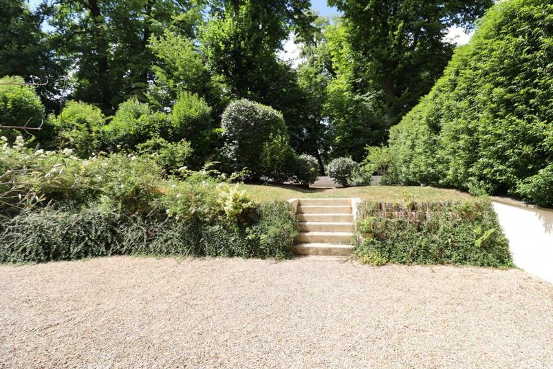 Maison a louer versailles - 8 pièce(s) - 232 m2 - Surfyn