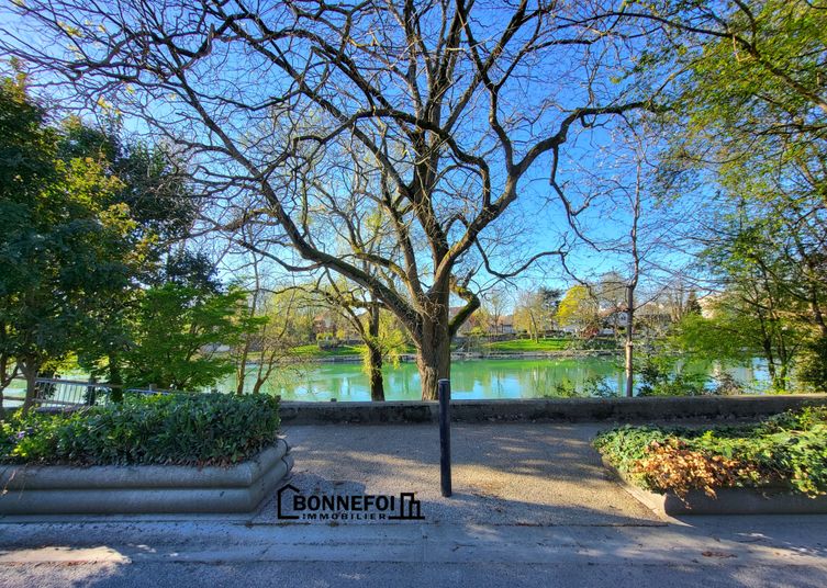 Maison a louer champigny-sur-marne - 9 pièce(s) - 174 m2 - Surfyn