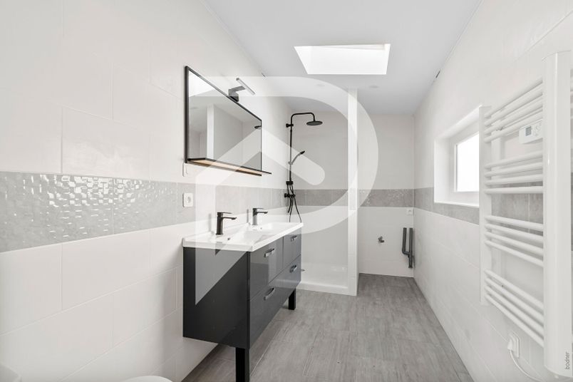 Maison a louer chatou - 5 pièce(s) - 100 m2 - Surfyn