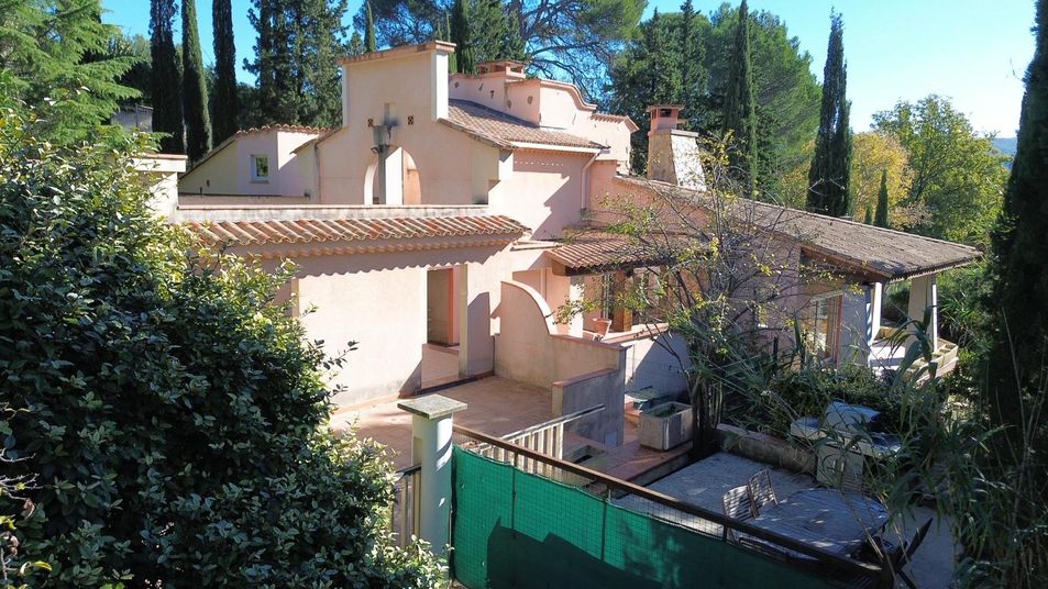 Maison a louer aubagne - 6 pièce(s) - 187 m2 - Surfyn