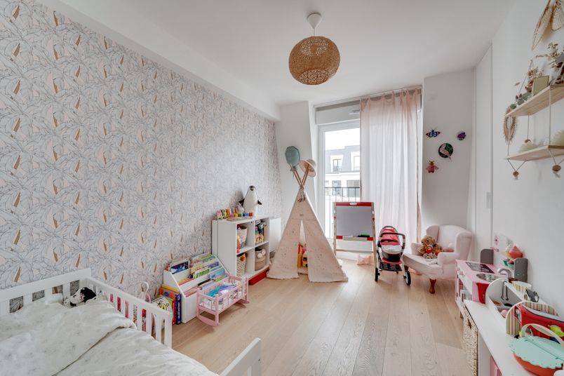 Appartement a louer puteaux - 5 pièce(s) - 100 m2 - Surfyn