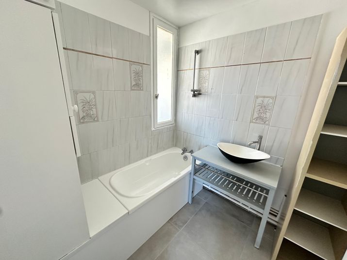 Appartement a louer  - 5 pièce(s) - 112 m2 - Surfyn