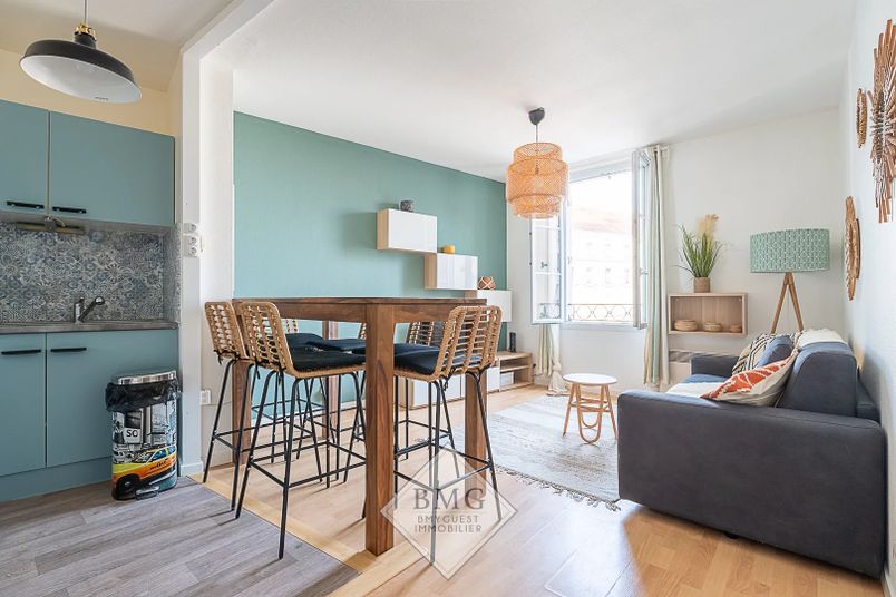 Appartement a louer  - 3 pièce(s) - 60 m2 - Surfyn