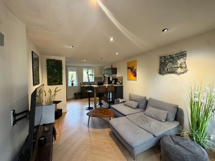 Appartement a louer  - 2 pièce(s) - 40 m2 - Surfyn