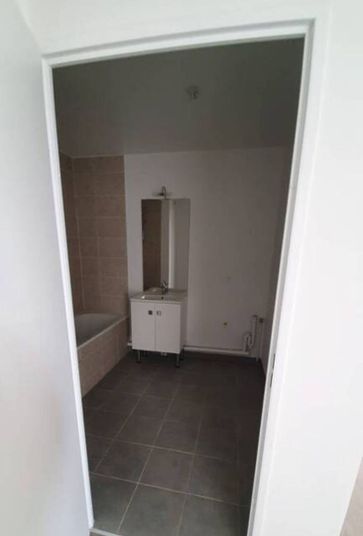 Appartement a louer  - 3 pièce(s) - 64 m2 - Surfyn