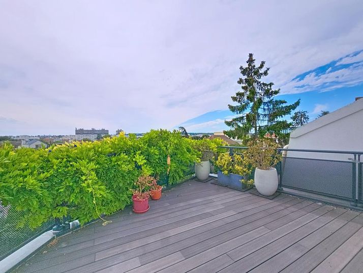 Maison a louer suresnes - 8 pièce(s) - 144 m2 - Surfyn