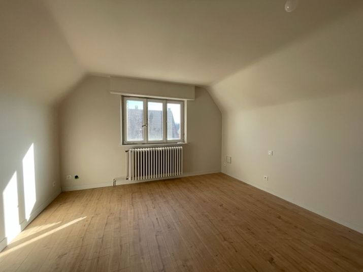 Maison a louer colmar - 6 pièce(s) - 188 m2 - Surfyn