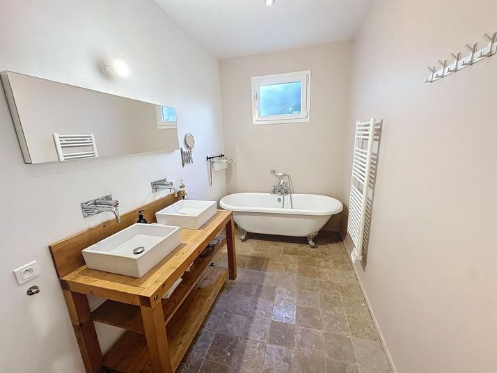 Maison a louer avignon - 4 pièce(s) - 108 m2 - Surfyn