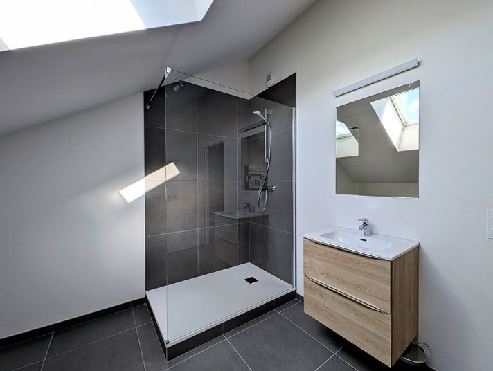 Maison a louer aix-les-bains - 5 pièce(s) - 140 m2 - Surfyn