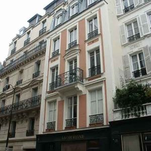 7 rue  de  Saint  Simon  75007 Paris