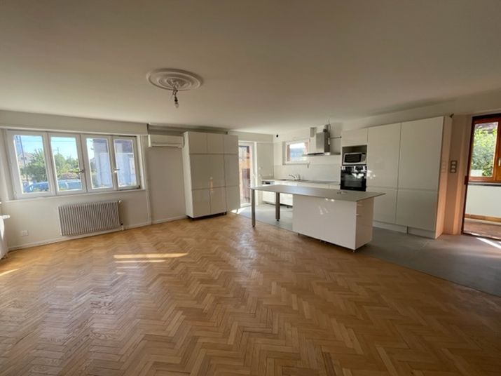 Maison a louer colmar - 6 pièce(s) - 188 m2 - Surfyn