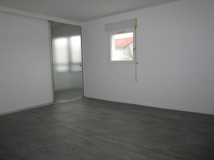 Appartement a louer bordeaux - 4 pièce(s) - 87 m2 - Surfyn
