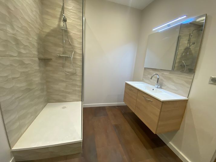 Appartement a louer lons-le-saunier - 2 pièce(s) - 89 m2 - Surfyn