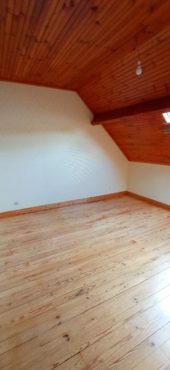 Maison a louer beauvais - 4 pièce(s) - 90 m2 - Surfyn