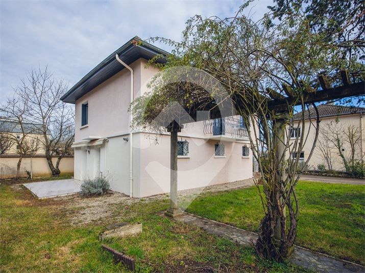 Maison a louer bourg-en-bresse - 4 pièce(s) - 144 m2 - Surfyn