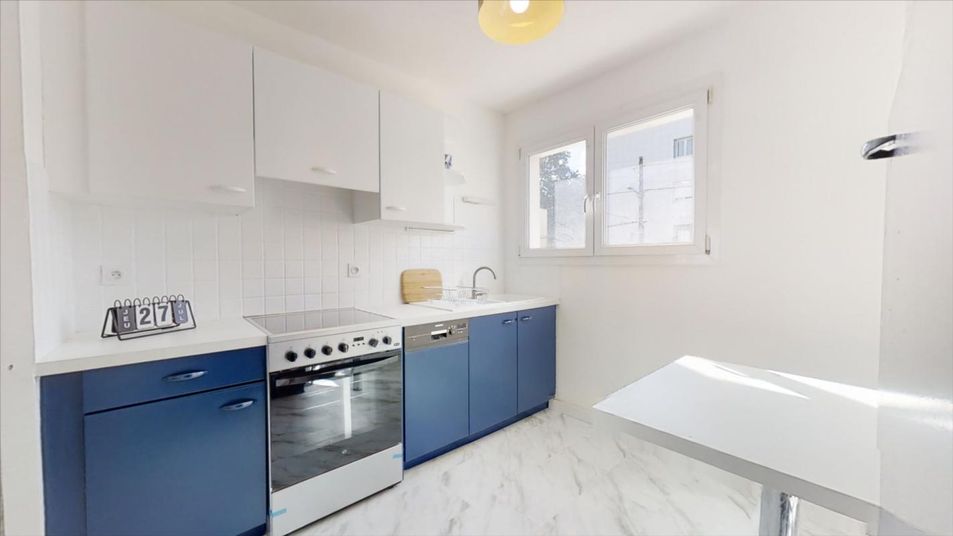 Appartement a louer besancon - 5 pièce(s) - 10 m2 - Surfyn