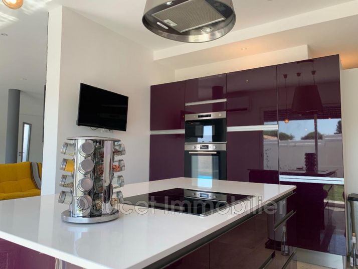 Maison a louer beziers - 4 pièce(s) - 202 m2 - Surfyn