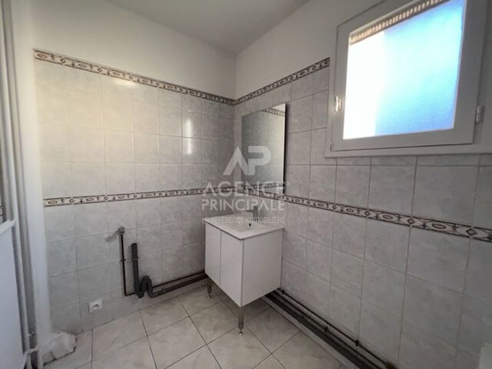 Appartement a louer versailles - 4 pièce(s) - 98 m2 - Surfyn