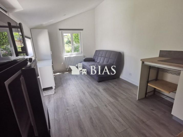 Maison a louer louviers - 1 pièce(s) - 18 m2 - Surfyn