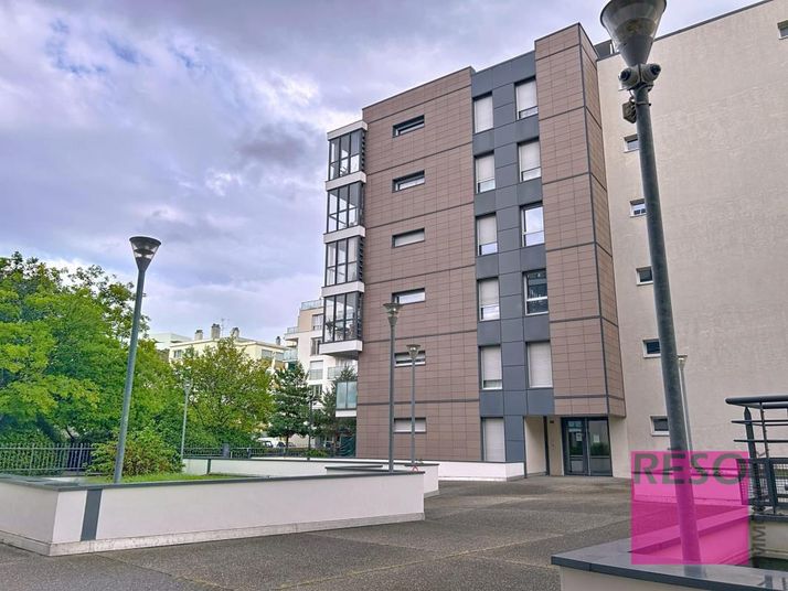 Appartement a louer annemasse - 2 pièce(s) - 58 m2 - Surfyn