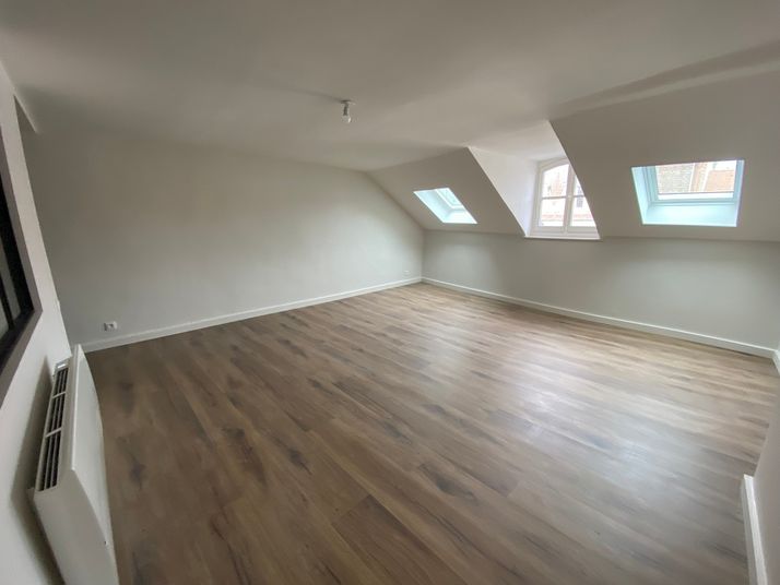 Appartement a louer  - 4 pièce(s) - 92 m2 - Surfyn