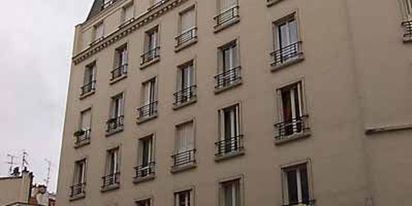 La poste 75012 breche aux loups