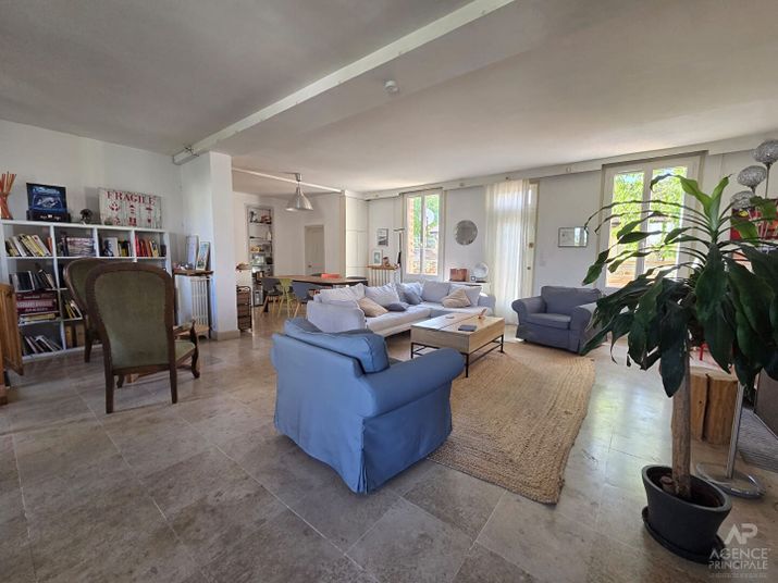 Maison a louer  - 6 pièce(s) - 165 m2 - Surfyn