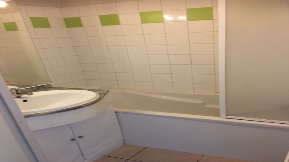 Appartement a louer begles - 2 pièce(s) - 38 m2 - Surfyn